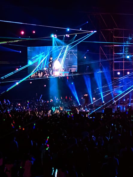 FA19_Semester-in-South-Korea-Sogang-University_Stephanie-Hernandez_William-Woods-University_@le_pony_rogue-_photo-contest_kpop-concert